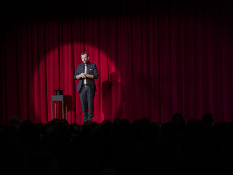 Zauberer Harald Hentschel Stand Up